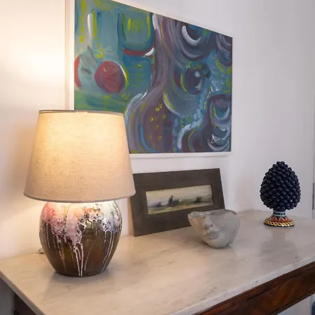 29 Center * Taormina