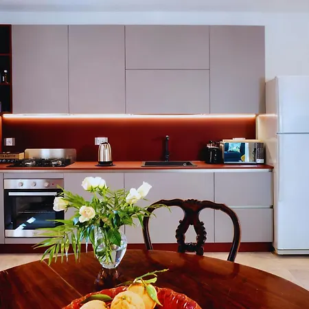 29 Center * 陶尔米纳